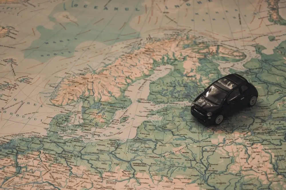 10. How to Decarbonize Automobile Transit_Lessons from Norway_McMillan